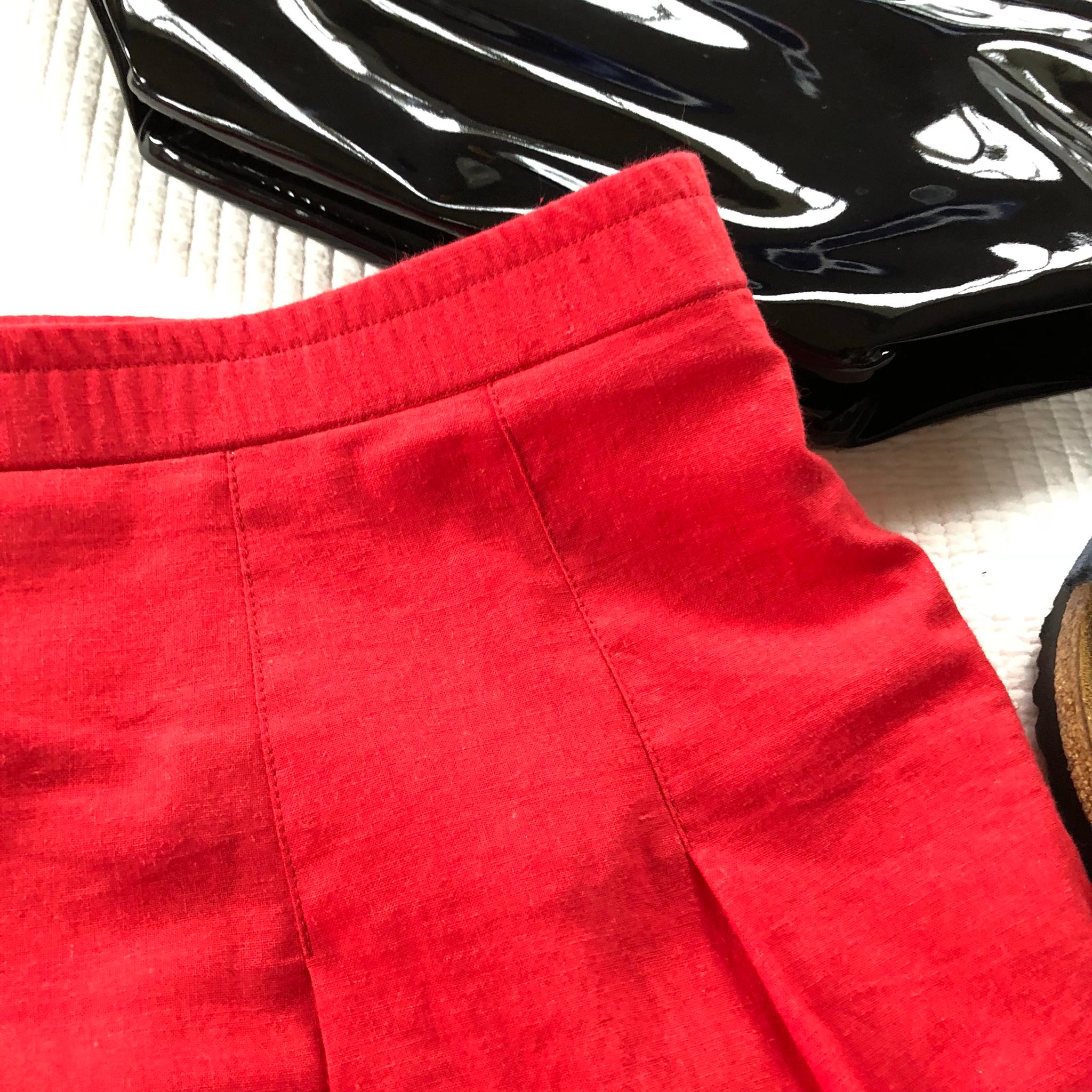 ハーフリネン大人可愛いタックフレアスカート いちごレッド | 3枚目